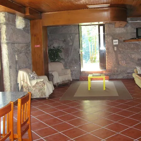 Campismo Rural Vale Dos Moinhos *