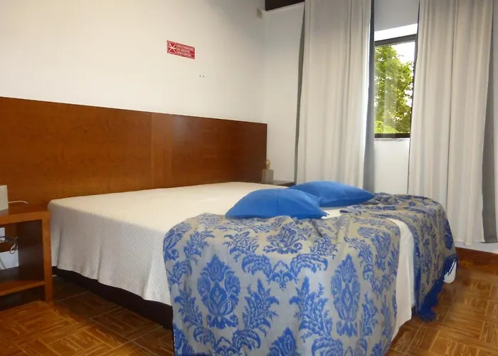 Campismo Rural Vale Dos Moinhos キャンプ場 ジェレス