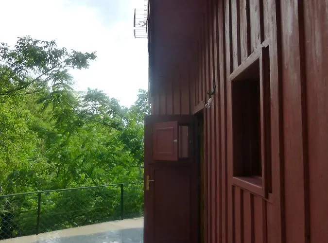 Campismo Rural Vale Dos Moinhos * Geres