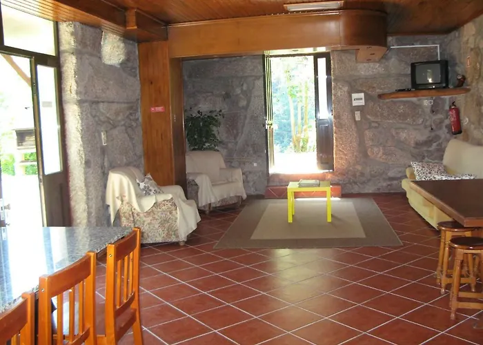 Campismo Rural Vale Dos Moinhos *