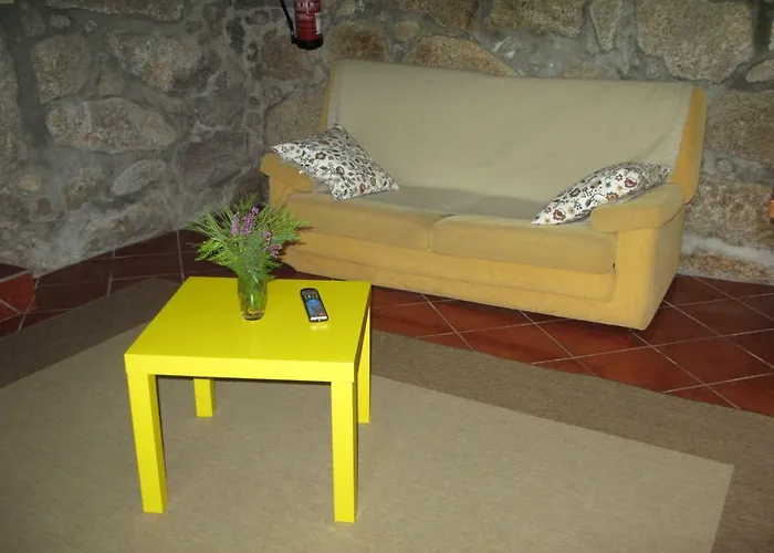 キャンプ場 Campismo Rural Vale Dos Moinhos *