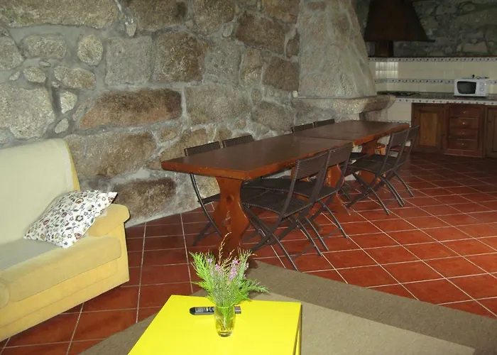 キャンプ場 Campismo Rural Vale Dos Moinhos *